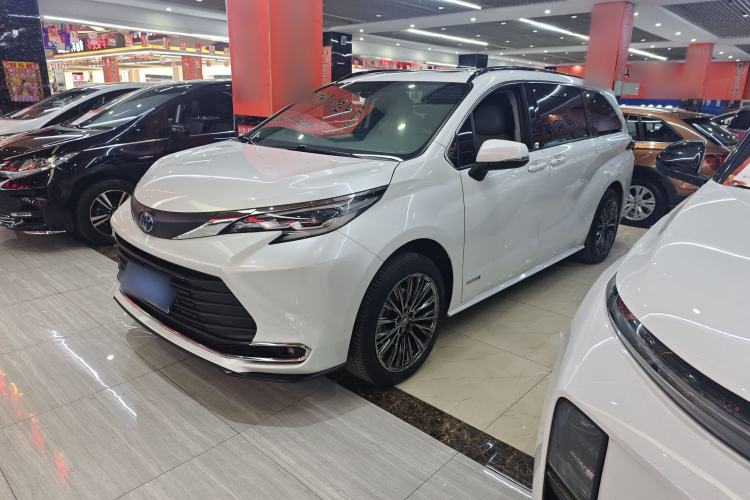Used Toyota Sienna 2021 2.5L Hybrid Comfort Edition