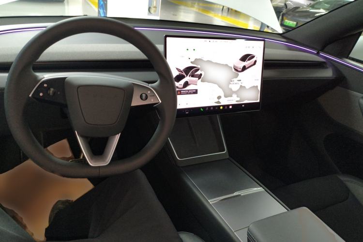 Used Tesla Model Y 2026 Rear-Drive Model
