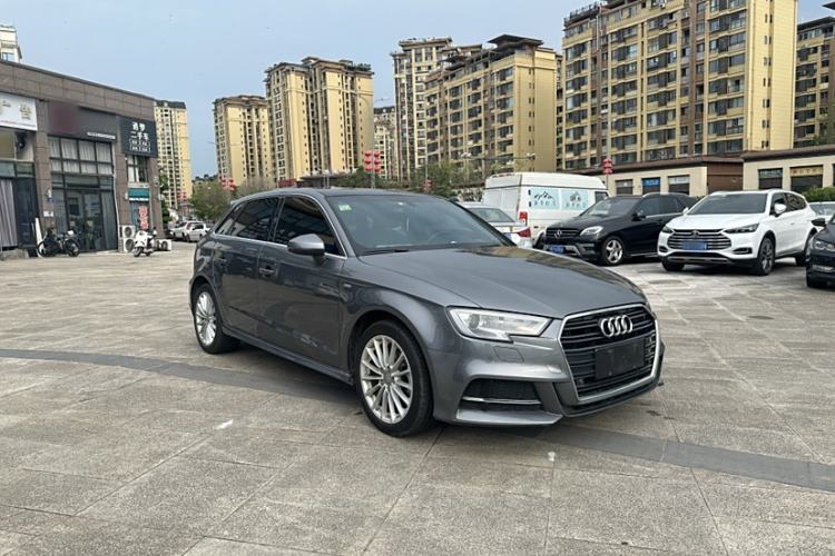 Used Audi A3 2017 Sportback 35 TFSI Fashion Model
