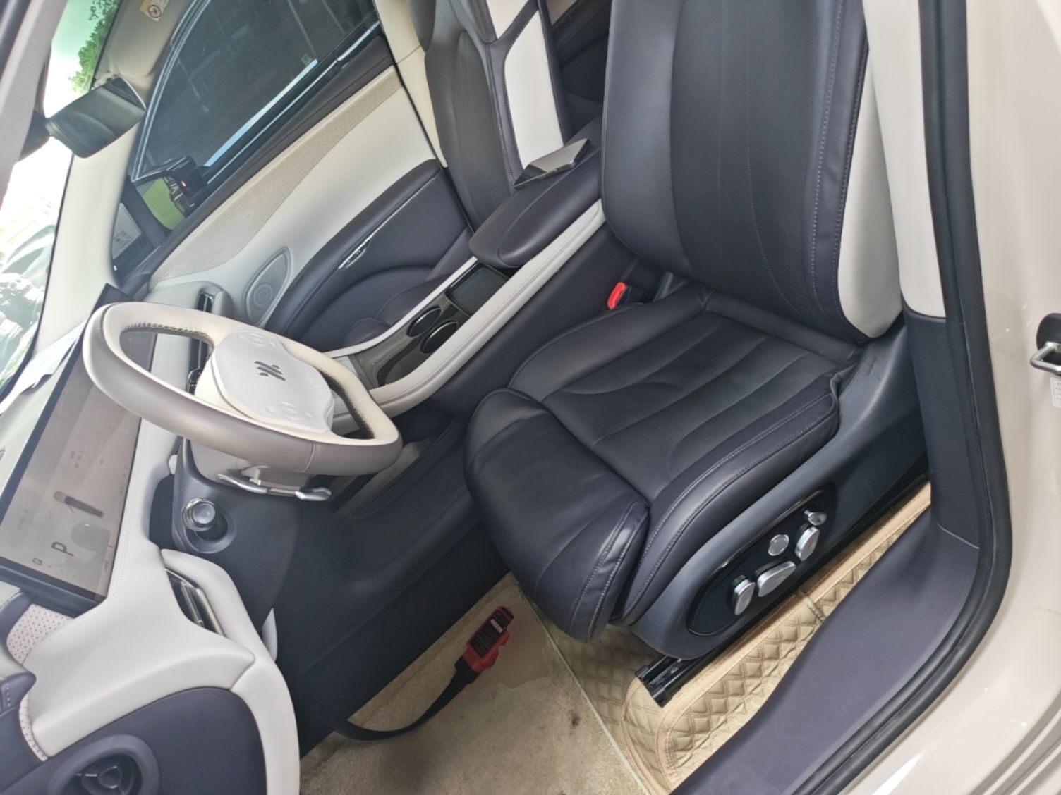 Vordere Reihe im Auto