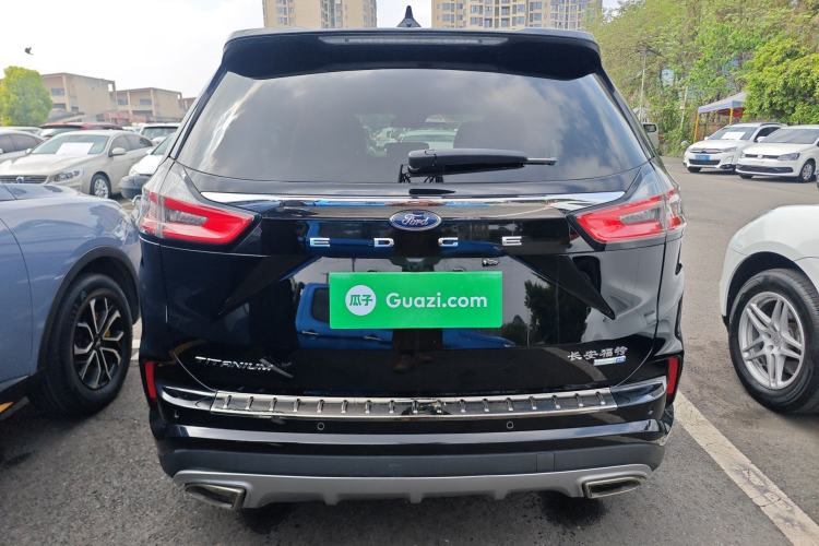 Used Ford Edge 2021 PLUS EcoBoost 245 Two-Wheel-Drive Titanium 7-Seater
