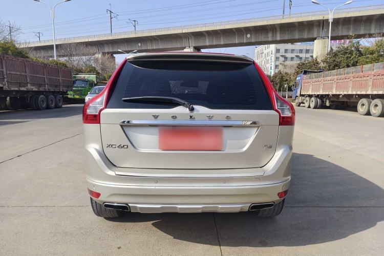 Used Volvo XC60 2017 T5 Smart Upgrade Edition