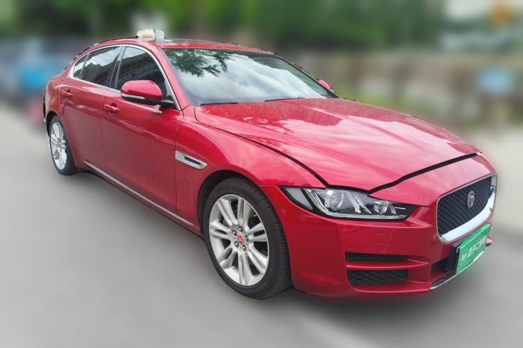 Used Jaguar XEL 2018 2.0T 200 PS Premium Edition Front Right 45 Deg