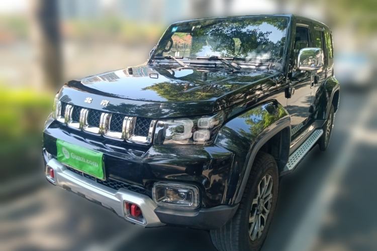 Used BAIC Off-Road BJ40 2019 2.3T Automatic Four-Wheel Drive Urban Hunter Edition Premium Model China VI Emission Standard