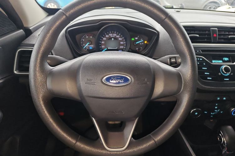 Used Ford Escort 2019 Revised 1.5L Automatic ZhiXiang Version (Tire Pressure Monitoring) China VI Standard