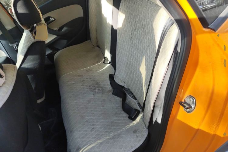 Used Volkswagen Polo 2012 1.6L Cross Polo MT Left Rear Seat