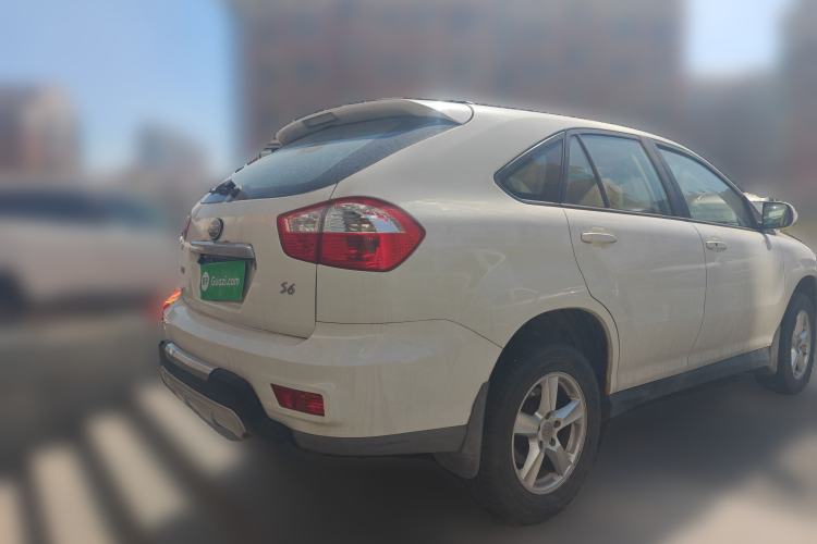 Used BYD S6 2014 2.0L Manual Luxury 5-Seater Rear Right 45 Deg