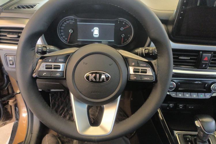 Used Kia Sportage R 2018 2.0L Automatic Smart Luxury Version China V Standard Steering Wheel