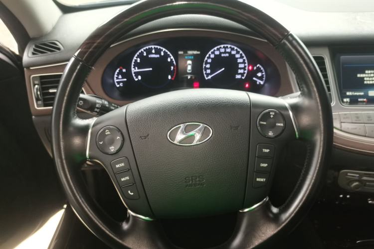 Used Hyundai Genesis 2012 3.0L GDI Luxury Edition
