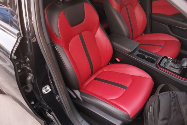 Used Dongfeng Aeolus Yixuan 2022 230T Automatic Adaptive-Beam Knight Edition