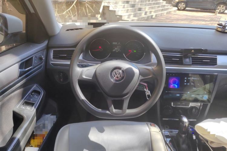 Used Volkswagen Bora 2021 1.5L Automatic Fashionable Smart Connectivity Version Steering Wheel