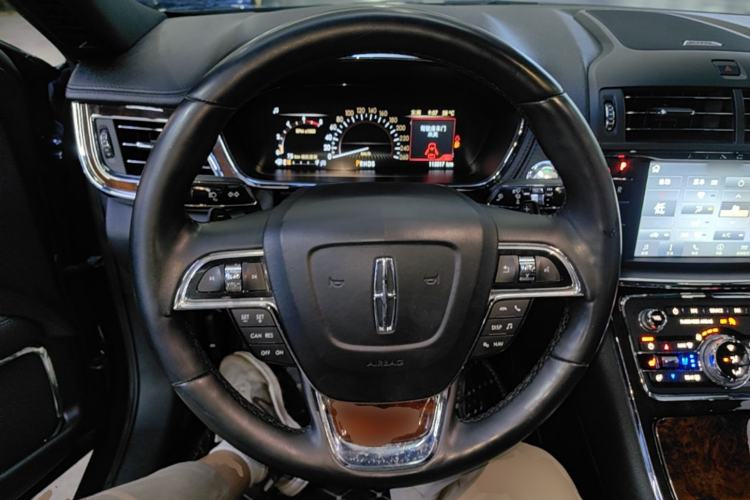 Used Lincoln Continental 2017 2.0T Two-Wheel-Drive Luxury Edition