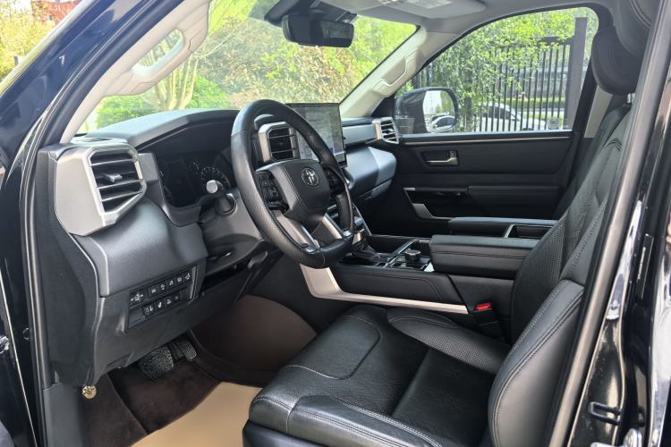 Used Toyota Tundra  Interior 5