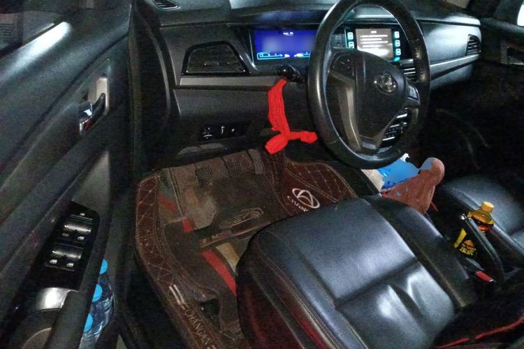 Used CHANGAN KAICHENG Oushang A600 2016 1.5L Manual Luxury 7-Seater