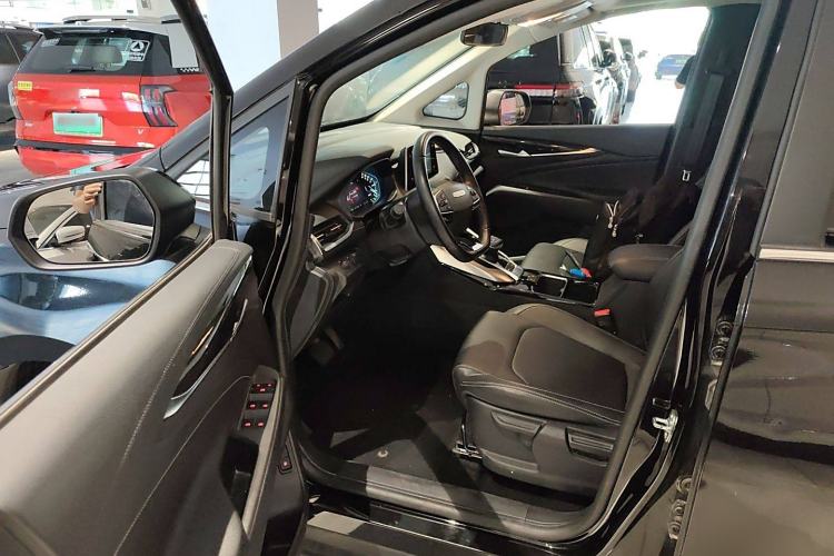 Used SAIC MAXUS EUNIQ 5 2020 1.3T PLUG-IN Elite Edition
