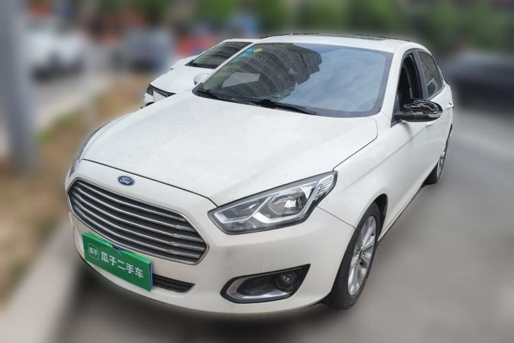 Used Ford Escort 2015 1.5L Automatic Fashion Model