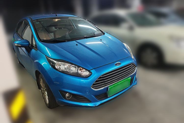 Used Ford Fiesta 2013 Hatchback 1.5L Automatic Fashion Edition

