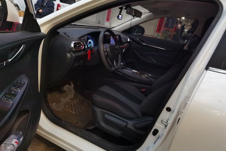 Used Oshan X5 2021 1.6L CVT Luxury Version