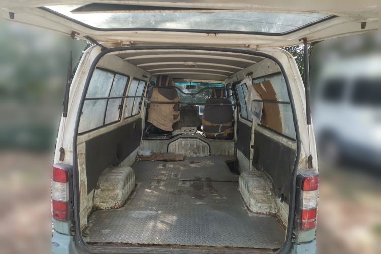 Used Foton Scenic 2011 2.0L Express Standard Short-Wheelbase Low-Roof 491EQ4A Trunk