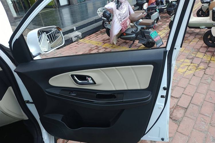 Used FAW Yingzhi G3 2015 1.5L CVT Zhihao Edition