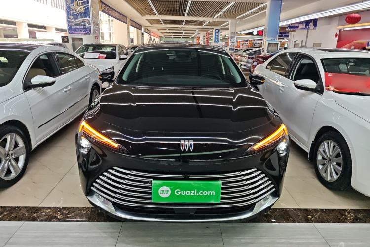 Used Buick LaCrosse 2025 28T Platinum Edition
