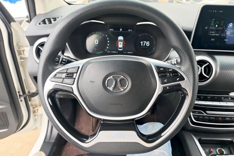Used BAIC Beijing EU5 
