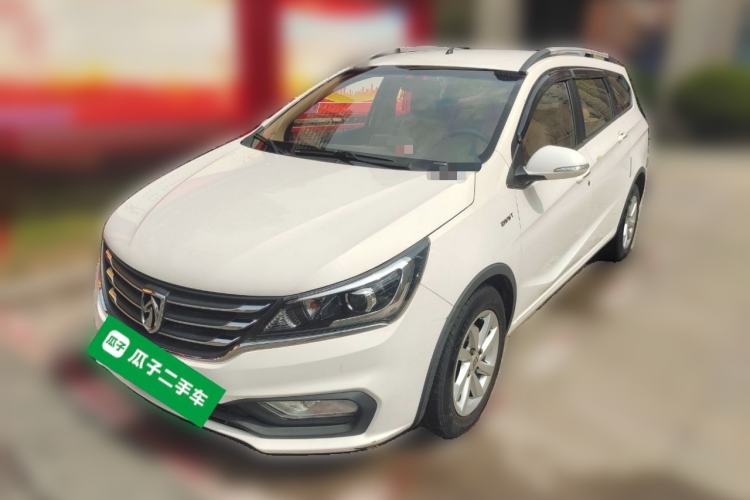 Used Baojun 310W 2017 1.5L Manual Fashion Model China V