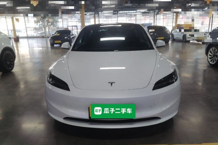 Used Tesla Model 3 2025 Rear-Wheel-Drive Version
