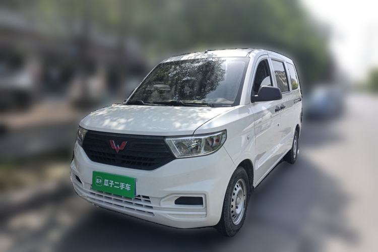 Used Wuling Hongguang V 2019 1.5L Jingqu Version China VI LAR