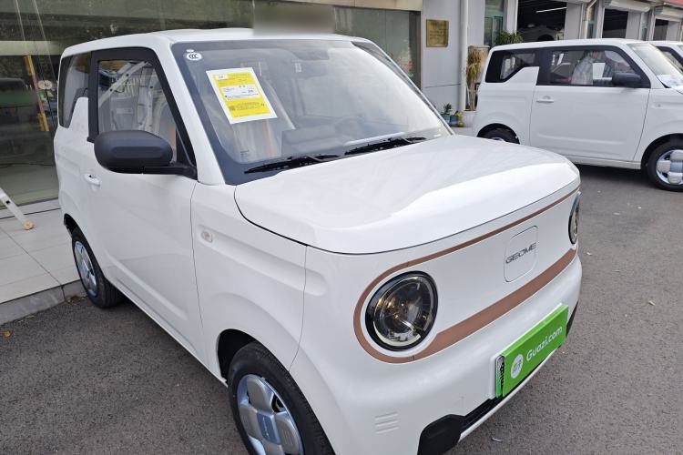 Used Geely Galaxy Panda 2024 Panda Mini 200km Endurance Bear
