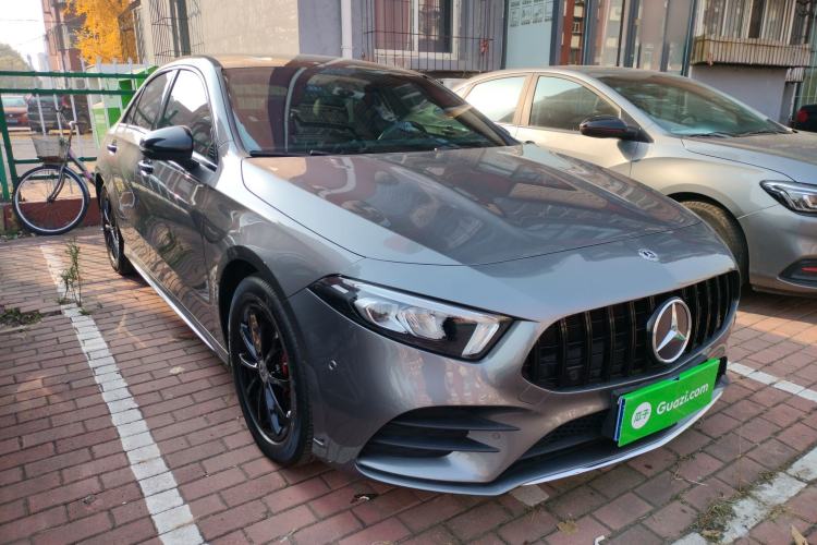 Used Mercedes-Benz A-Class 2020 Restyled A 200 L Sport Sedan Fashion Version
