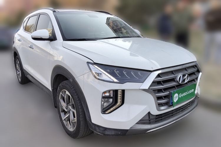 Used Hyundai Tucson 2019 280TGDi Dual-Clutch Two-Wheel Drive Fashion Edition China VI Standard

