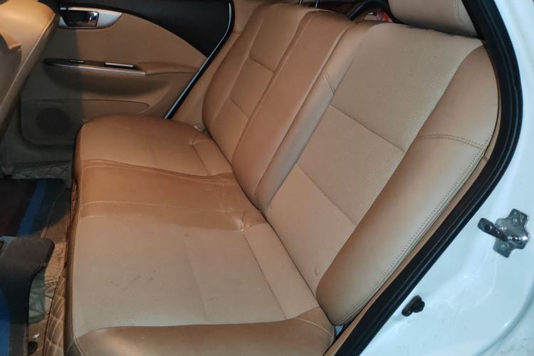 Used Buick Excelle 2013 1.5L Automatic Classic Model Left Rear Seat