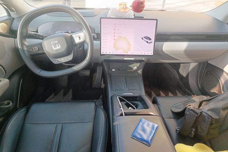 Used Zeekr 007 2025 Rear-Drive Intelligent Driving Version 75 kWh Center Console