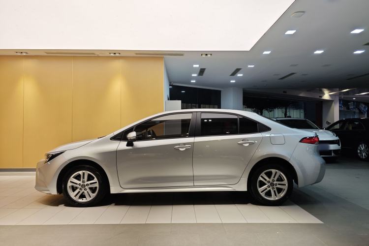 Used Toyota Levin 2021 185T CVT Luxury Edition
