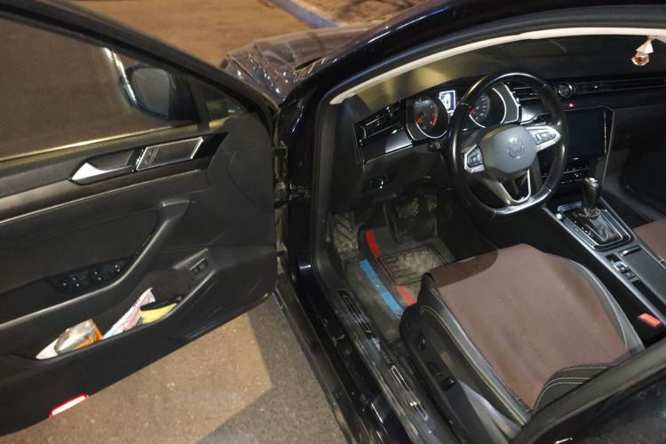 Used Volkswagen Magotan 2020 280TSI DSG Leading Edition
