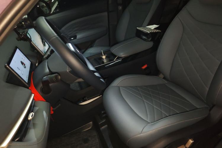 Used ARCFOX T1 2025 Model 425 MAX
