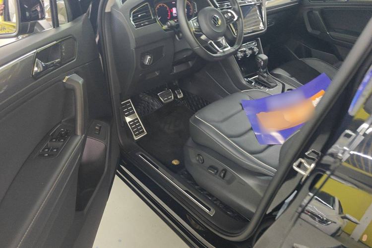 Used Volkswagen Tiguan L 2021 330TSI Automatic Two-Wheel Drive R-Line Flagship Edition