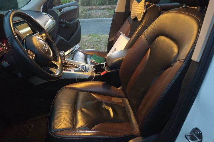 Used Audi Q5 2017 Plus 40 TFSI Technology Model
