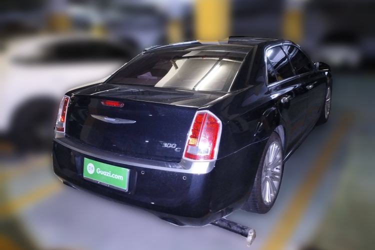 Used Chrysler 300C 2014 3.0L Excellence Edition