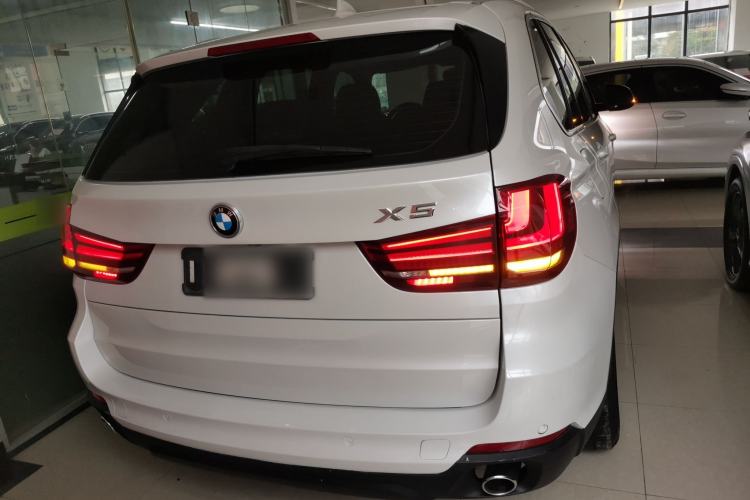 Used BMW X5 2014 xDrive35i Leading Model Rear