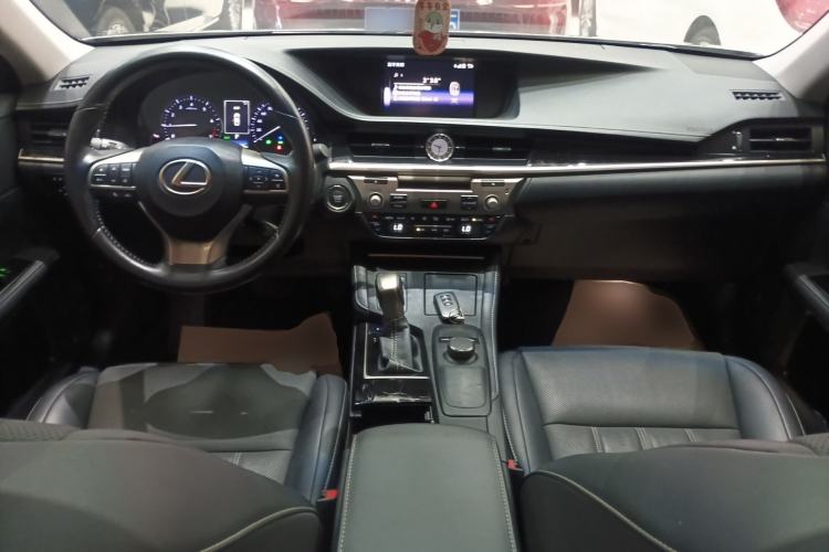 Used Lexus ES 2015 200 Elite Edition