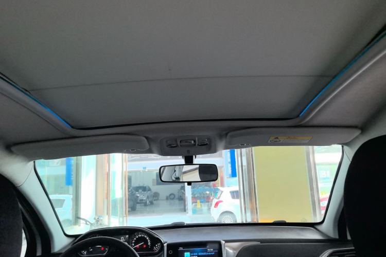 Used Peugeot 2008 2018 1.6L Automatic Fashion Edition Headliner