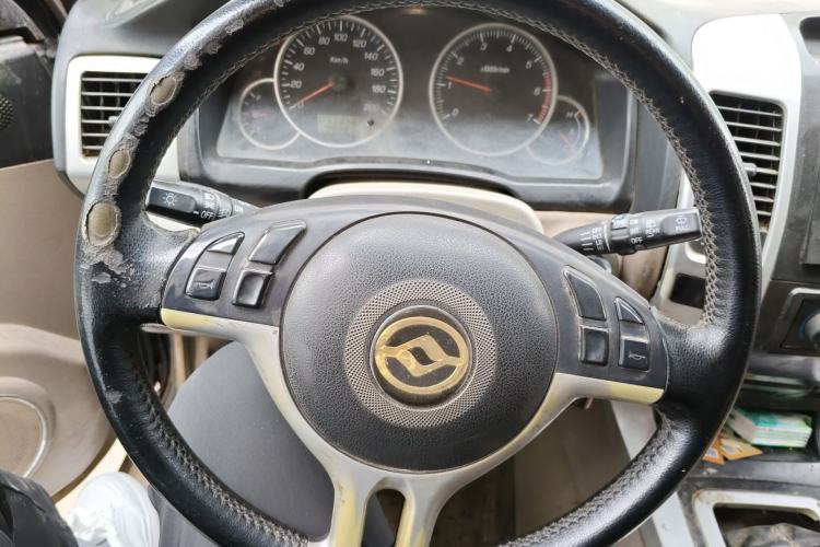 Used Huanghai Challenger SUV 2010 2.0L Two-Wheel Drive DD6490P
