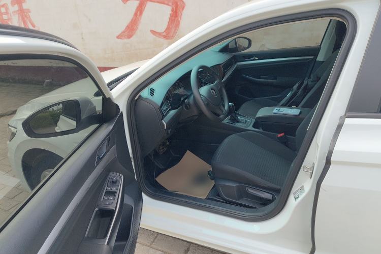 Used Volkswagen Bora 2019 1.5L Automatic Fashion Model Driver Seat