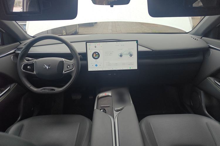 Used ARCFOX Alpha T5 2025 520 PRO Center Console