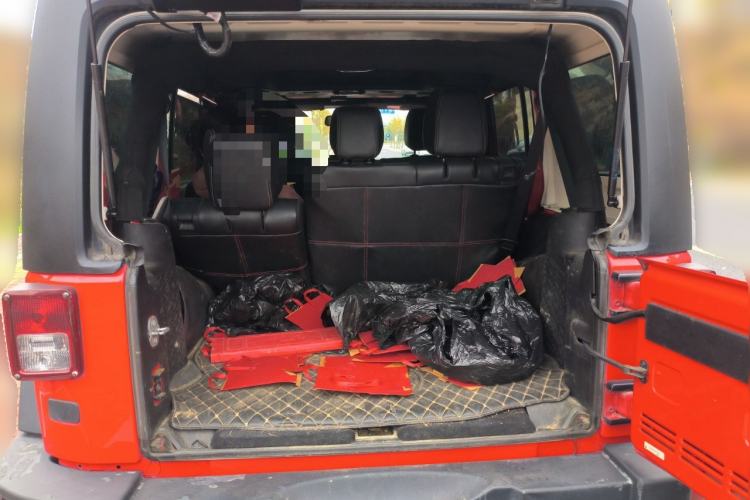 Used Jeep Wrangler 2015 3.6L Rubicon Four-Door Comfort Edition
