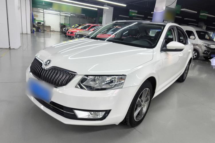 Used Skoda Octavia 2016 1.6L Automatic Smart Drive Edition
