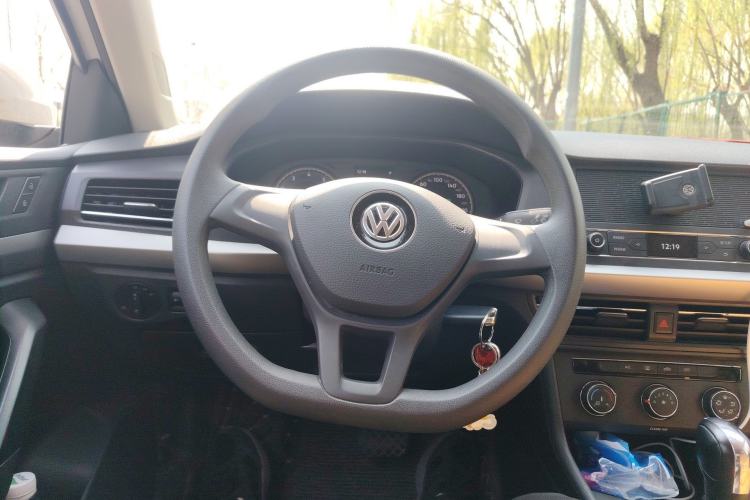 Used Volkswagen Lavida 2019 1.5L Automatic Fashion Edition China VI Steering Wheel