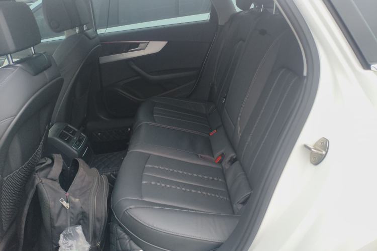 Used Audi A4L 2020 40 TFSI Luxury Dynamic Model